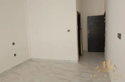 Apartment - 3 Bedrooms - 3 Bathrooms for rent in Al Jurf 3 - Al Jurf - Ajman Downtown - Ajman