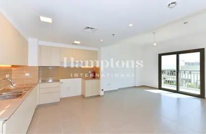 Apartment - 2 Bedrooms - 2 Bathrooms for rent in Zahra Breeze Apartments 4A - Zahra Breeze Apartments - Town Square - Dubai