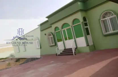 فيلا - 6 غرف نوم - 5 حمامات للبيع في ضاحية السلامة - أم القيوين