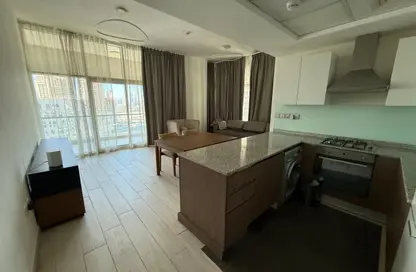 شقة - غرفة نوم - 2 حمامات للبيع في عزيزي عالية - الجداف - دبي