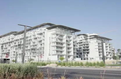 Apartment - 2 Bedrooms - 3 Bathrooms for sale in Oasis 1 - Oasis Residences - Masdar City - Abu Dhabi