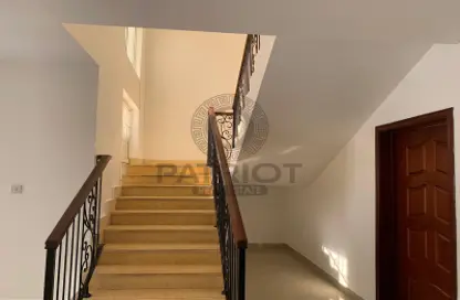 Stairs image for: Villa - 4 Bedrooms - 5 Bathrooms for rent in Al Safa 2 - Al Safa - Dubai, Image 1