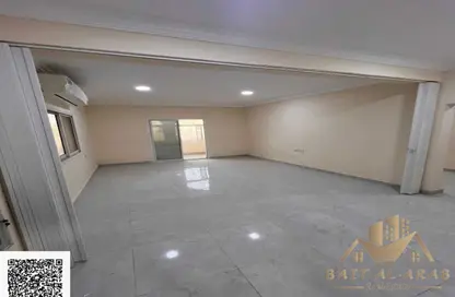 شقة - غرفة نوم - 2 حمامات للايجار في التله 2 - عجمان