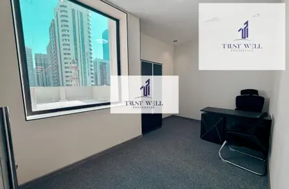 Office Space - Studio - 2 Bathrooms for rent in Hamdan Street - Abu Dhabi