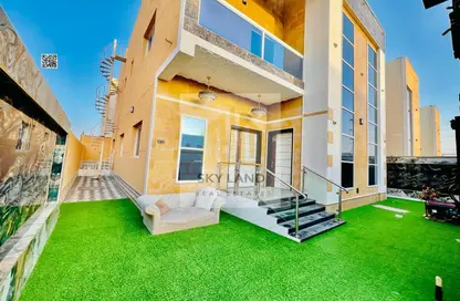 Villa - 5 Bedrooms - 7 Bathrooms for sale in Al Amira Village - Al Yasmeen - Ajman