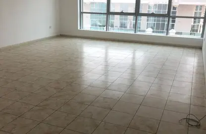 Apartment - 2 Bedrooms - 3 Bathrooms for sale in Al Majaz 3 - Al Majaz - Sharjah