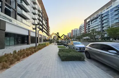 Shop - Studio - 1 Bathroom for rent in AZIZI Riviera - Meydan One - Meydan - Dubai