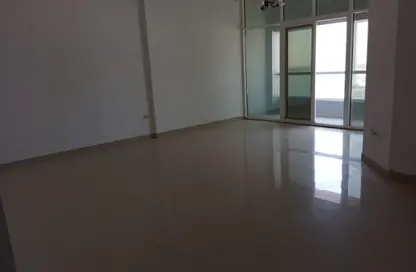 Apartment - 3 Bedrooms - 3 Bathrooms for rent in Al Taawun Street - Al Taawun - Sharjah