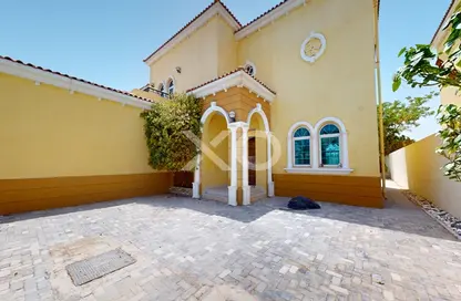 Villa - 3 Bedrooms - 4 Bathrooms for rent in Legacy - Jumeirah Park - Dubai