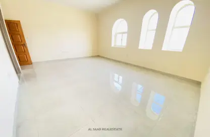 Apartment - 1 Bedroom - 2 Bathrooms for rent in Al Niyadat - Central District - Al Ain