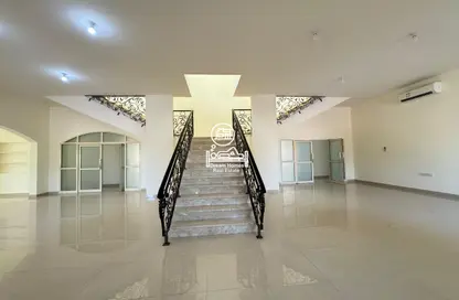 Villa - 7+ Bedrooms - 7+ Bathrooms for rent in Shakhbout City - Abu Dhabi