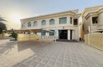 فيلا - 5 غرف نوم - 7 حمامات للايجار في المنايزله - فلج هزاع - العين