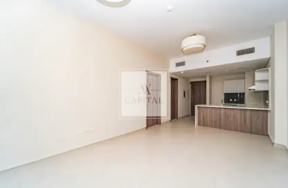 Apartment - Studio - 2 Bathrooms for rent in SOL Avenue - Business Bay - Dubai