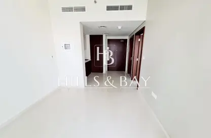 Apartment - 1 Bedroom - 1 Bathroom for rent in Vera Residences - Business Bay - Dubai