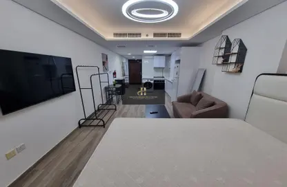 Apartment - 1 Bathroom for rent in Laya Mansion - Jumeirah Village Circle - Dubai