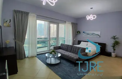 Apartment - Studio - 1 Bathroom for rent in Madison Residency - Barsha Heights (Tecom) - Dubai