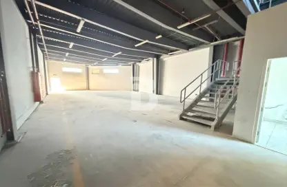 مستودع - استوديو للايجار في جبل على الصناعية 1 - جبل علي الصناعية - جبل علي - دبي مستودع - استوديو للايجار في جبل على الصناعية 1 - جبل علي الصناعية - جبل علي - دبي