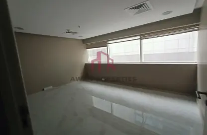 مكتب - استوديو - 3 حمامات للايجار في فندق فيرمونت - شارع الشيخ زايد - دبي