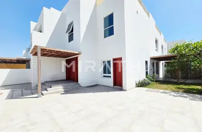 مجمع سكني - 4 غرف نوم - 5 حمامات للايجار في فلل البرشاء 1 - البرشاء 1 - البرشاء - دبي