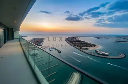 Apartment - 4 Bedrooms - 5 Bathrooms for rent in Beach Vista - EMAAR Beachfront - Dubai Harbour - Dubai