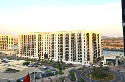 Apartment - 3 Bedrooms - 3 Bathrooms for sale in Waters Edge - Yas Island - Abu Dhabi