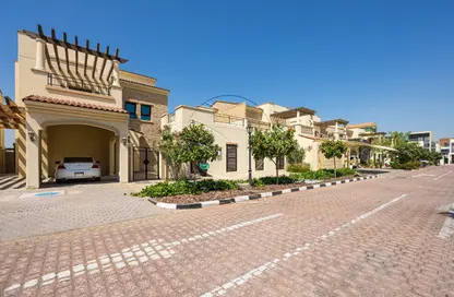 Villa - 5 Bedrooms - 6 Bathrooms for sale in Bloom Gardens - Al Salam Street - Abu Dhabi