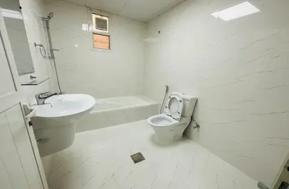 Bathroom image for: Villa - Studio - 1 Bathroom for rent in Liwa Village - Al Musalla Area - Al Karamah - Abu Dhabi, Image 1