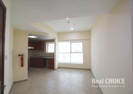 Apartment - 1 bedroom - 2 bathrooms for sale in New Dubai Gate 2 - Lake Elucio - Jumeirah Lake Towers - Dubai