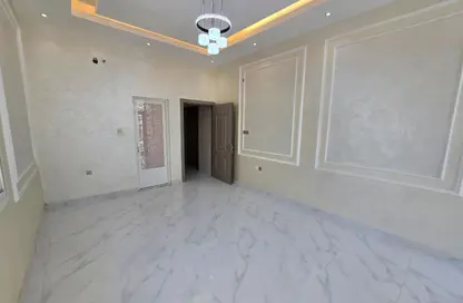 Villa - 5 Bedrooms - 7 Bathrooms for rent in Al Yasmeen 1 - Al Yasmeen - Ajman