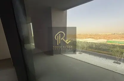 شقة - 2 غرف نوم - 2 حمامات للبيع في الطراز - حي نسيج - الجادة - الشارقة