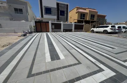 فيلا - 6 غرف نوم - 8 حمامات للايجار في 1 المويهات - المويهات - عجمان