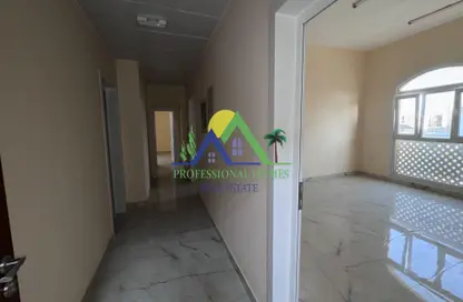 Hall / Corridor image for: Apartment - 3 Bedrooms - 3 Bathrooms for rent in Asharej - Al Ain, Image 1