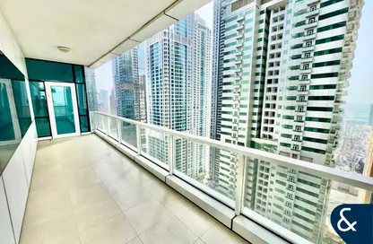 Apartment - 2 Bedrooms - 2 Bathrooms for rent in MAG 218 - Dubai Marina - Dubai
