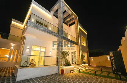 Apartment - 6 Bedrooms for sale in Hoshi 1 - Hoshi - Al Badie - Sharjah