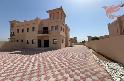 Villa - 3 Bedrooms - 3 Bathrooms for rent in Seih Al Burairat - Ras Al Khaimah