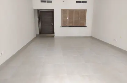 Apartment - 1 Bedroom - 2 Bathrooms for rent in Qamar 1 - Madinat Badr - Al Muhaisnah - Dubai