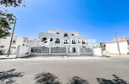 Villa - 2 Bathrooms for rent in Al Mushrif Villas - Al Mushrif - Abu Dhabi