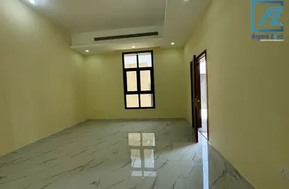 Apartment - 1 Bedroom - 1 Bathroom for rent in Baniyas West - Baniyas - Abu Dhabi