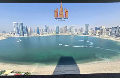شقة - 2 غرف نوم - 3 حمامات للايجار في برج لا بلاج - الممزر - الشارقة - الشارقة