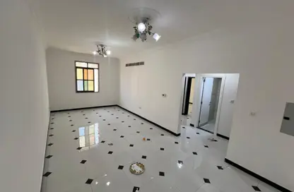 شقة - غرفة نوم - 2 حمامات للايجار في فلل الروضة 2 - 2  الروضة - الروضة - عجمان