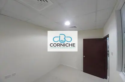 صورة لـ غرفة فارغة مكتب - استوديو - 4 حمامات للايجار في برج الكورنيش - شارع الكورنيش - أبوظبي ، صورة رقم 1