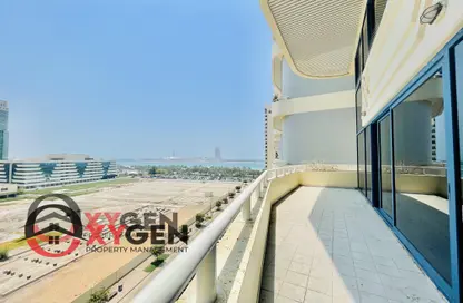 دوبلكس - 3 غرف نوم - 4 حمامات للايجار في برج شاهين - الخالدية - أبوظبي