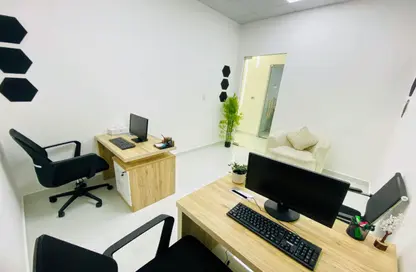 Office Space - Studio - 1 Bathroom for rent in Red Avenue - Al Garhoud - Dubai