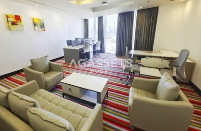Half Floor - Studio for rent in Crystal Tower - Business Bay - Dubai