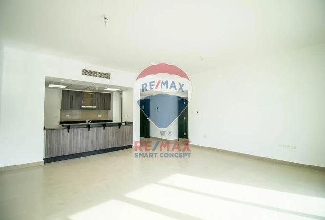 Apartment - 2 Bedrooms - 2 Bathrooms for sale in Tower 12 - Al Reef Downtown - Al Reef - Abu Dhabi