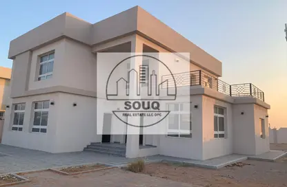 فيلا - 5 غرف نوم - 5 حمامات للايجار في الرفاع - رأس الخيمة