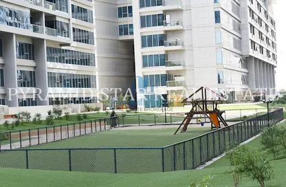 شقة - 2 غرف نوم - 1 حمام للايجار في أبراج سكاي كورتس - دبي لاند - دبي