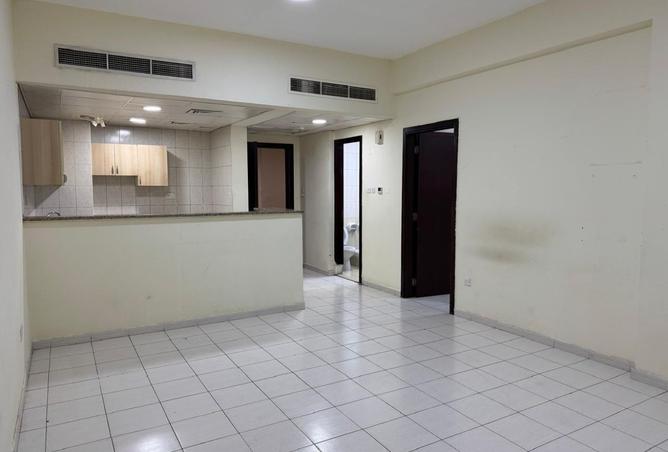 16037100 - Property Image 2