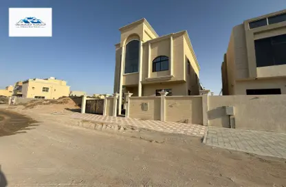 Villa - 5 Bedrooms - 7 Bathrooms for sale in Al Helio 2 - Al Helio - Ajman