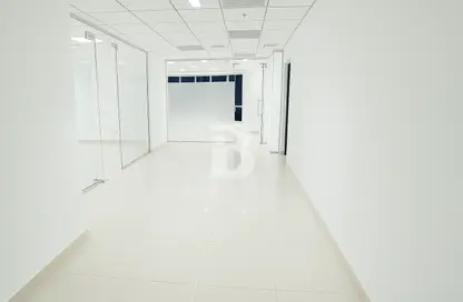 Office Space - Studio for rent in The Regal Tower - Business Bay - Dubai